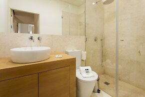 JOIVY Design heaven in Baixa - 2BR Apt w/workspace