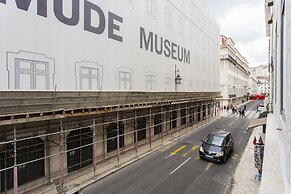 JOIVY Modern 1-bed Apt nearby Praça do Comércio, in Baixa