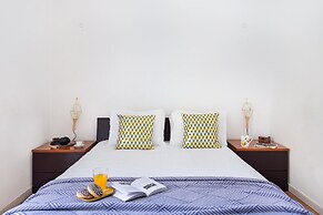 JOIVY Splendid 2BR Apt w/ parking&balcony, 10mins to Praça do Comércio