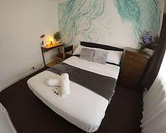 Donnington Bridge Road Rooms