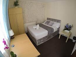 Donnington Bridge Road Rooms