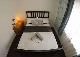 Donnington Bridge Road Rooms