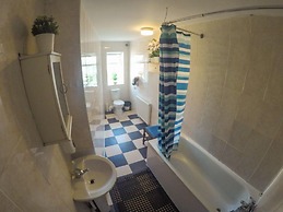 Donnington Bridge Road Rooms