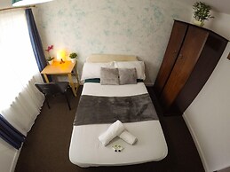 Donnington Bridge Road Rooms