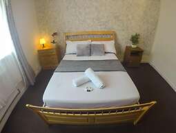 Donnington Bridge Road Rooms