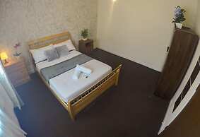 Donnington Bridge Road Rooms