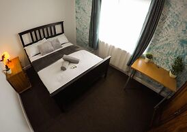 Donnington Bridge Road Rooms