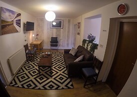 Donnington Bridge Road Rooms