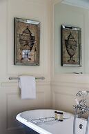 Ovington Gardens by Onefinestay