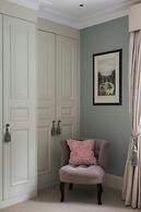 Ovington Gardens by Onefinestay