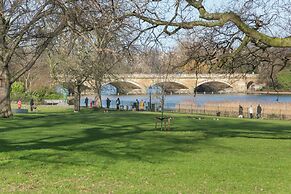 Ovington Gardens by Onefinestay