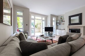Hans Place II by Onefinestay