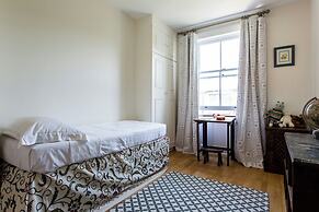 Gibson Square by Onefinestay