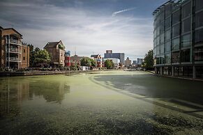 Gibson Square by Onefinestay