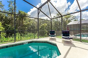 Spacious but Affordable 4BD Home With Big Pool Area #4av554