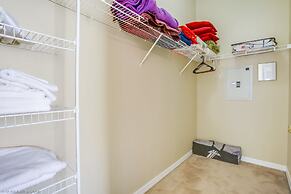 Spacious but Affordable 4BD Home With Big Pool Area #4av554