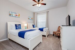 Spacious 3bd/2ba Home With Balcony - Close to Universal and Convention