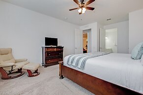 Spacious 3bd/2ba Home With Balcony - Close to Universal and Convention