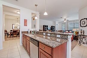 Spacious 3bd/2ba Home With Balcony - Close to Universal and Convention