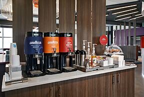 Tru by Hilton Monroe