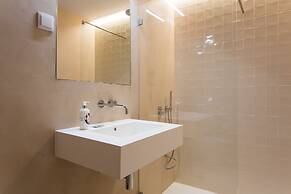 JOIVY Leisure Luxury Downtown Duplex Lisbon