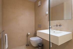 JOIVY Leisure Luxury Downtown Duplex Lisbon