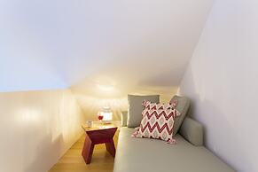 JOIVY Leisure Luxury Downtown Duplex Lisbon