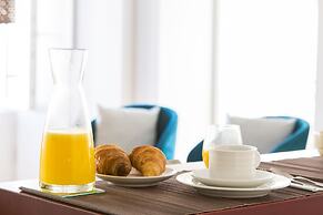 JOIVY Leisure Luxury Downtown Duplex Lisbon