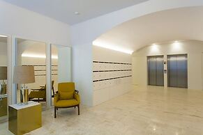 JOIVY Leisure Luxury Downtown Duplex Lisbon