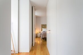 JOIVY Leisure Luxury Downtown Duplex Lisbon