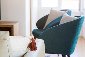 JOIVY Leisure Luxury Downtown Duplex Lisbon