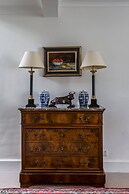 First Street II by Onefinestay