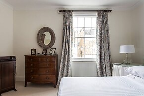 First Street II by Onefinestay