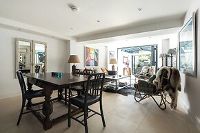 Kennington Road by Onefinestay