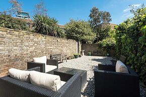 Kennington Road by Onefinestay