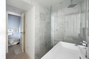 Kennington Road by Onefinestay