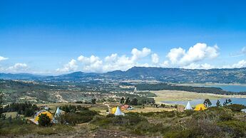 Bajo el Cielo Glamping