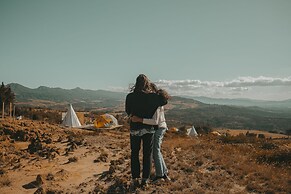 Bajo el Cielo Glamping