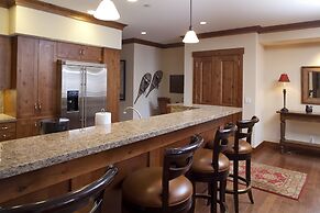 Countryside at Snowmass - CoralTree Residence Collection