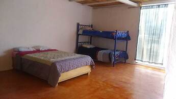 La Casa Del Nenufar - Hostel