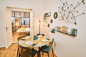 CAMŌ ROOMS - Boutique Aparthotel