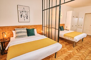 CAMŌ ROOMS - Boutique Aparthotel