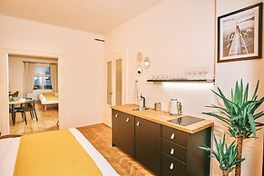 CAMŌ ROOMS - Boutique Aparthotel