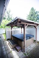 Alpenrose B&B Revelstoke