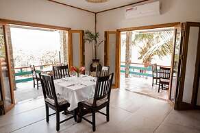 Falling Leaves Lodge