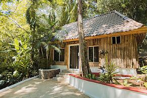 Falling Leaves Lodge