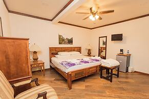 Falling Leaves Lodge