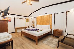 Falling Leaves Lodge