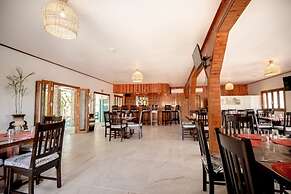 Falling Leaves Lodge