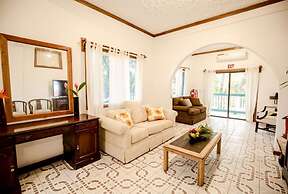 Falling Leaves Lodge